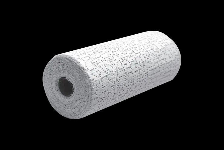 How to balance the thickness and breathability needs of gauze bandage rolls?